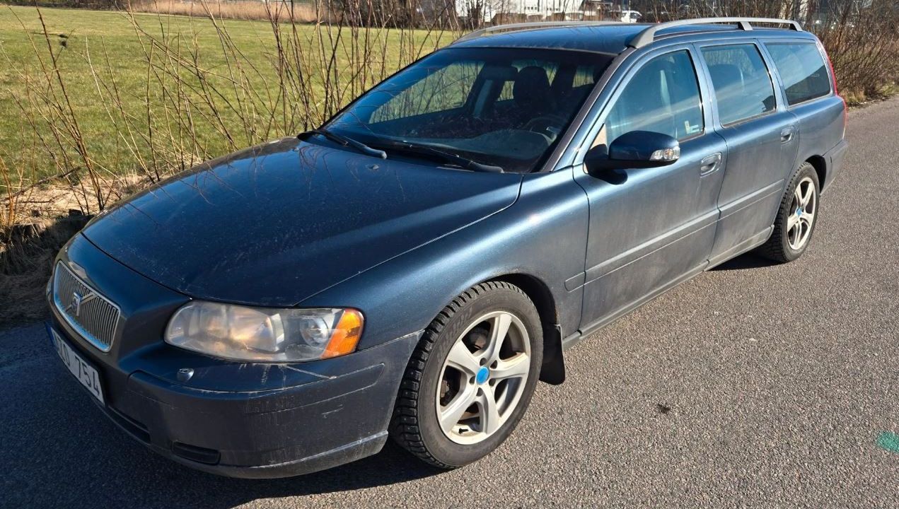 Volvo V70 D5 Kinetic Säljes utan garantier!!!