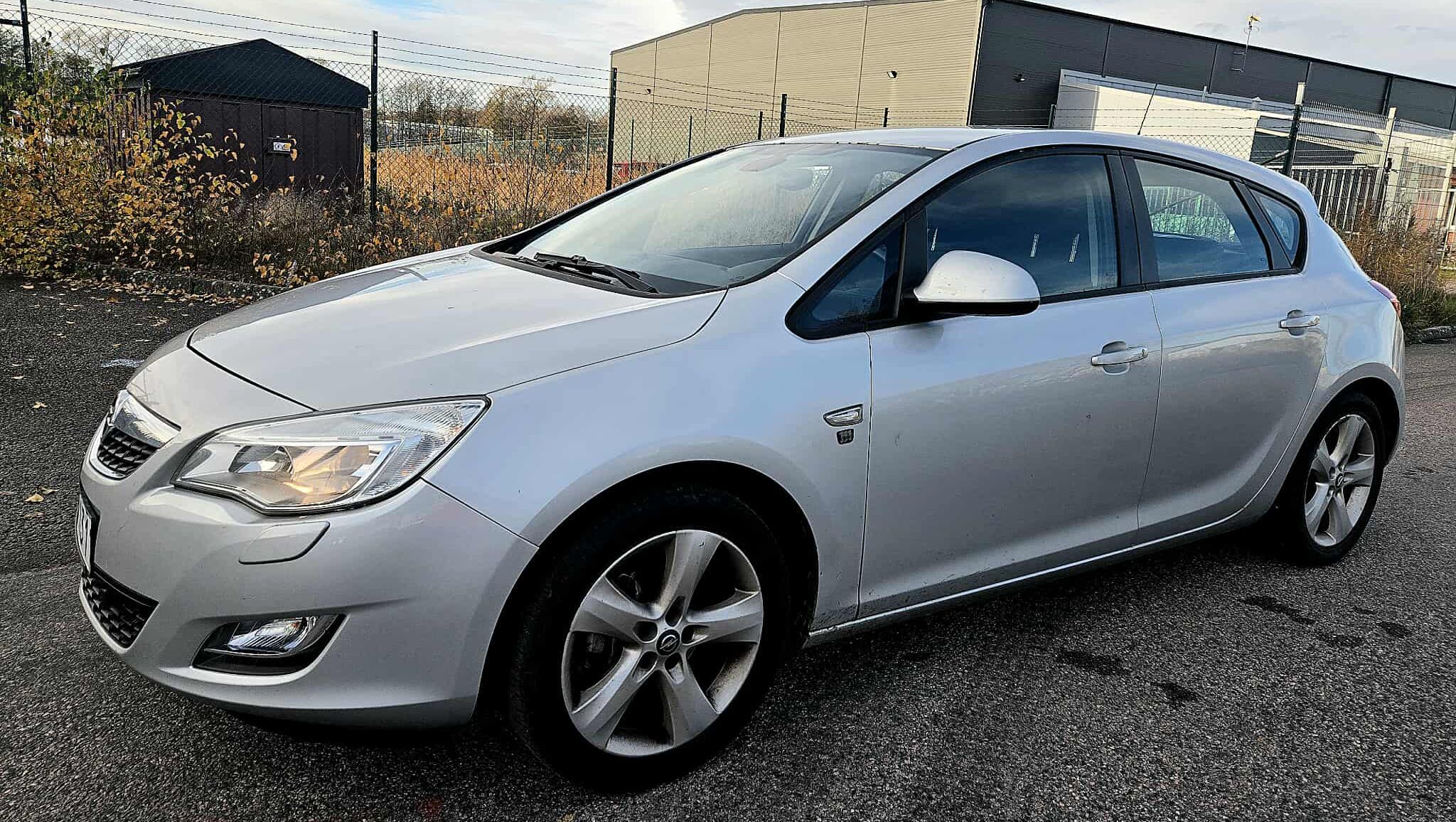 säljes - Opel Astra 1.4 Turbo Manuell, 140hk, 2010 6 växlar