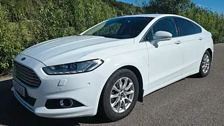 Ford Mondeo 2.0TDCi Automat, Titanium, Kamera, Tonade rutor