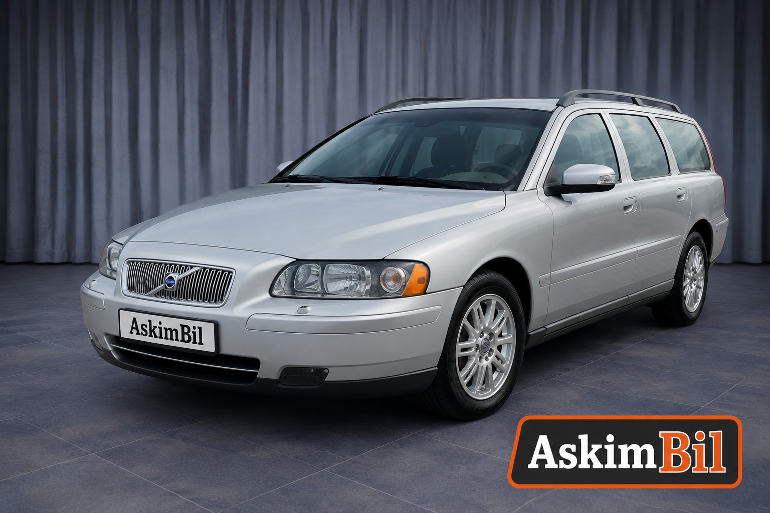 salu Volvo V70 2.4 Automatisk, 170hk, 2007