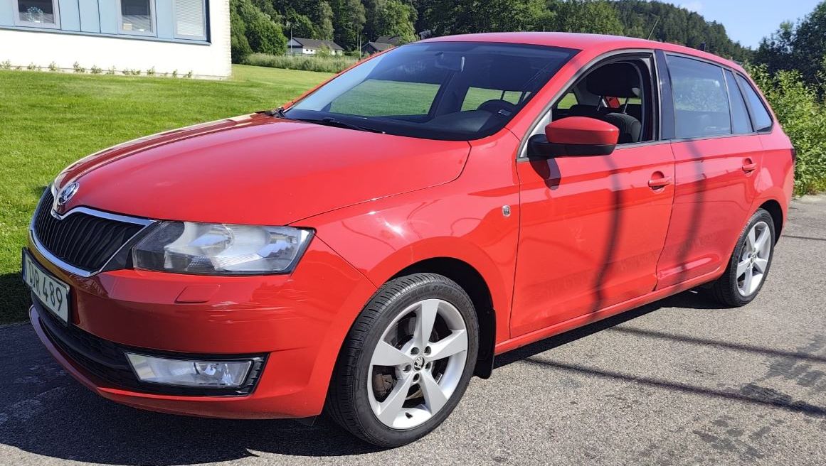 Säljes - skoda rapid 2015