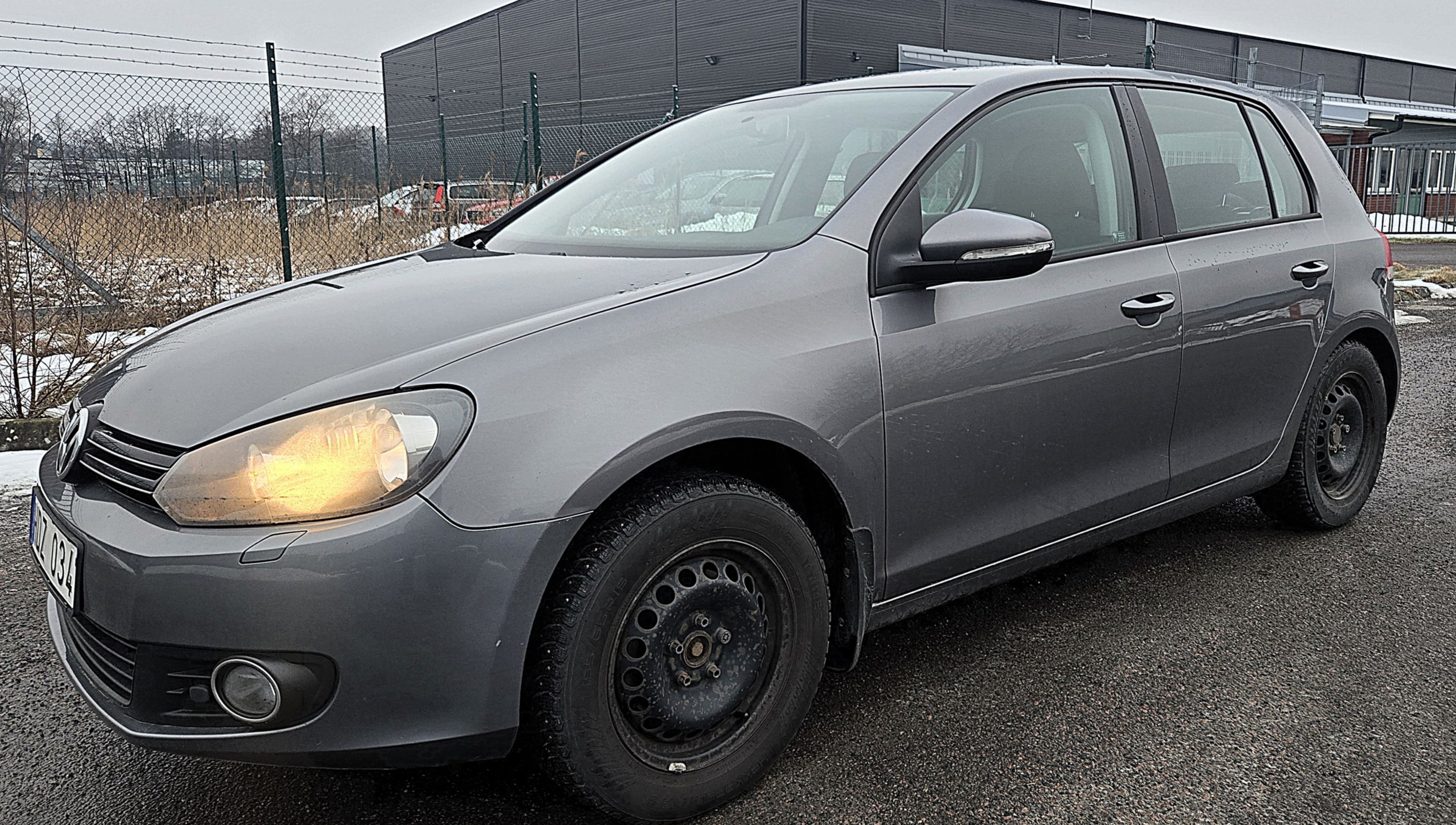 till salu Volkswagen Golf 5-dörrar 1.6 MultiFuel Manuell, 102hk, 2012